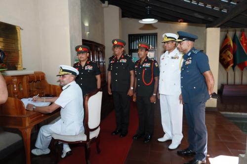 13_Navy Comd's Address_2025