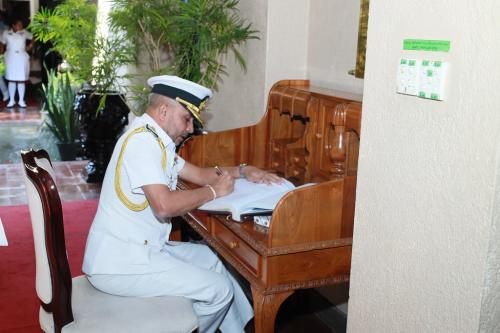 14_Navy Comd's Address_2025