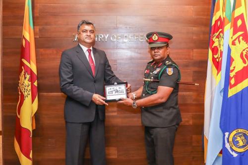 COMMANDANT, DSCSC CALLS ON SECRETARY_2026_04