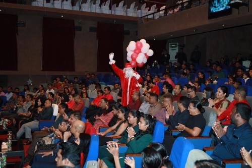 College Carols 2025_07