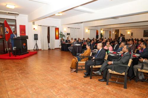 HON DEPUTY MINISTER OF DEFENCE ADDRESSES THE DINERS’ CLUB_250314_08