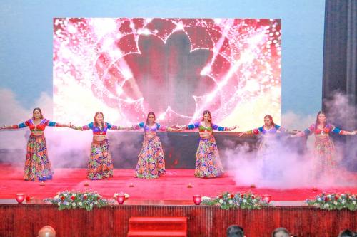 LADIES’ NIGHT – 2026_07